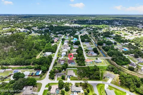 2020 Thisbe Avenue SE Palm Bay FL 32909