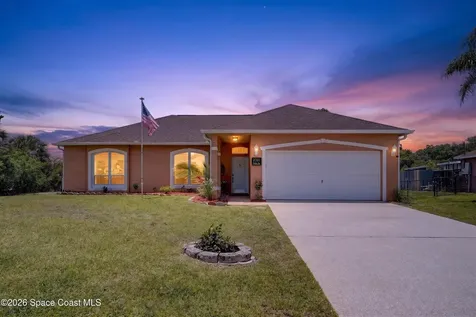 2020 Thisbe Avenue SE Palm Bay FL 32909