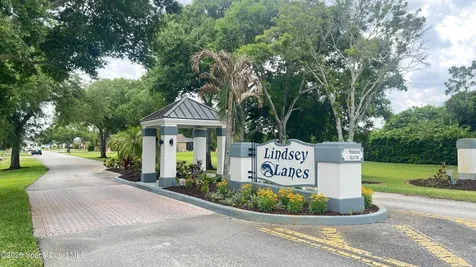 4890 48th Avenue Vero Beach FL 32967