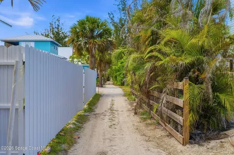 42 Vip Island Grant-valkaria FL 32949