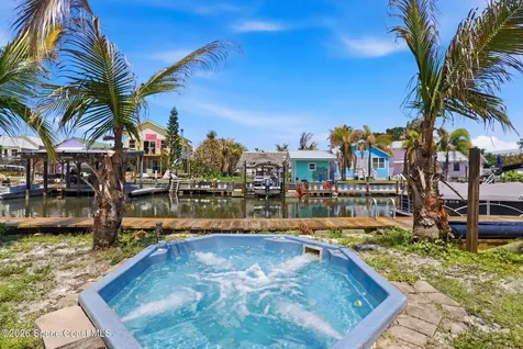 42 Vip Island Grant-valkaria FL 32949