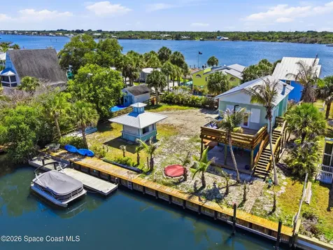 42 Vip Island Grant-valkaria FL 32949