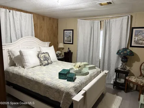 1748 Coco Plum Street NE Palm Bay FL 32905