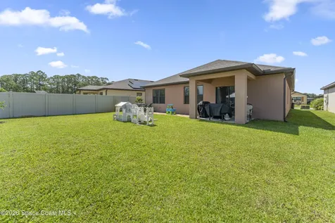 1598 Mineral Loop Drive NW Palm Bay FL 32907