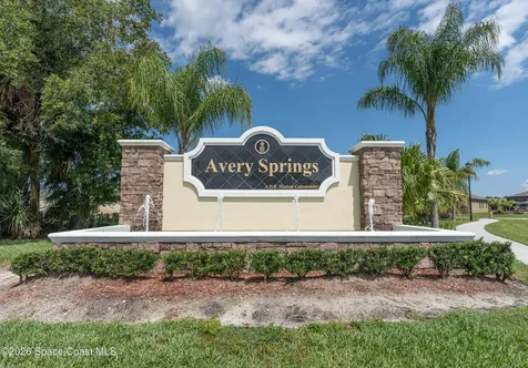 1598 Mineral Loop Drive NW Palm Bay FL 32907