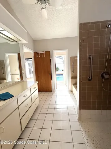 329 Country Walk Street Melbourne FL 32940