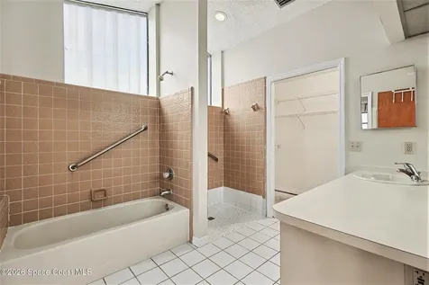 329 Country Walk Street Melbourne FL 32940