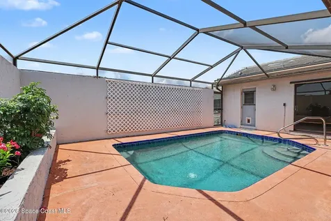329 Country Walk Street Melbourne FL 32940