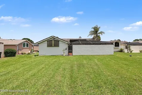 329 Country Walk Street Melbourne FL 32940