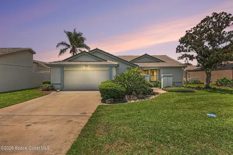329 Country Walk Street Melbourne FL 32940