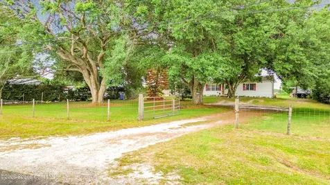 255 Grant Bass Road Kenansville FL 34739