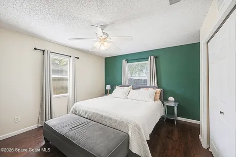 1070 Lee Avenue NW Melbourne FL 32907