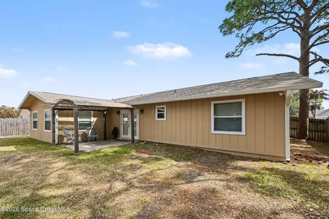 1070 Lee Avenue NW Melbourne FL 32907