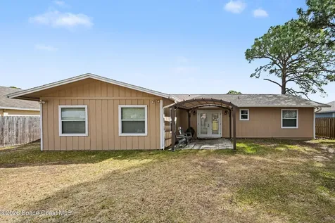 1070 Lee Avenue NW Melbourne FL 32907