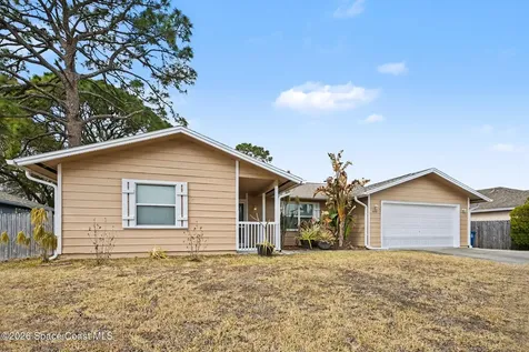 1070 Lee Avenue NW Melbourne FL 32907