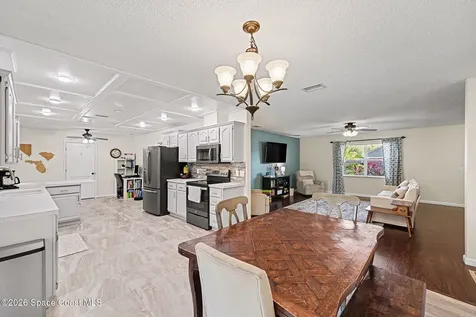 1070 Lee Avenue NW Melbourne FL 32907
