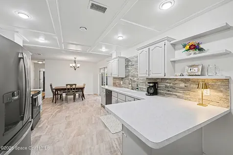 1070 Lee Avenue NW Melbourne FL 32907