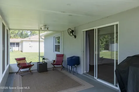 1572 Holbrook Road NW Palm Bay FL 32907
