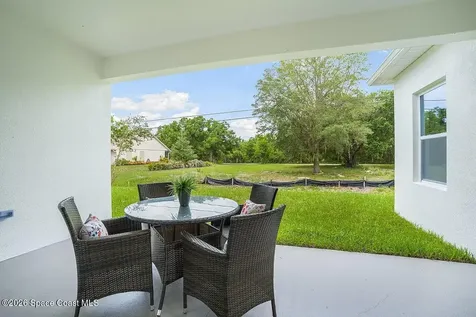 9355 100th Avenue Vero Beach FL 32967