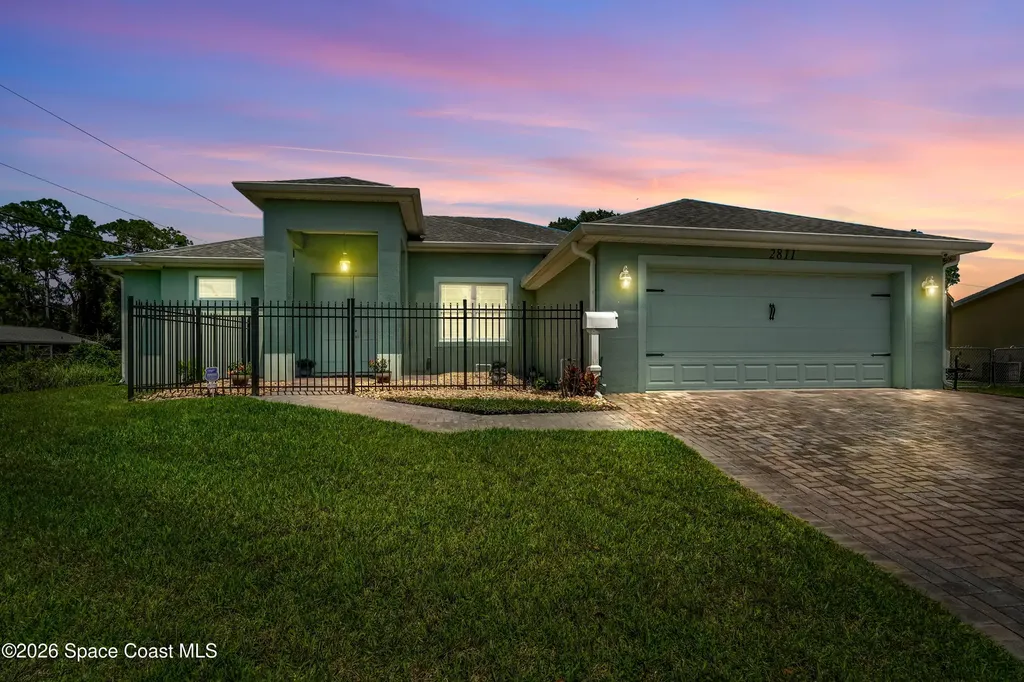 2811 Emerson Drive SE Palm Bay FL 32909