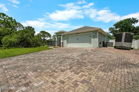 2811 Emerson Drive SE Palm Bay FL 32909