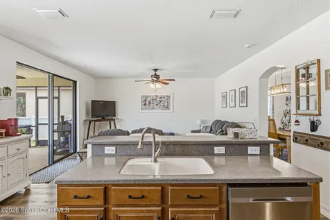 294 Breckenridge Circle SE Palm Bay FL 32909
