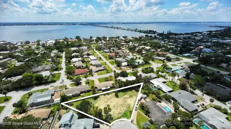 320 Palm Court Indialantic FL 32903
