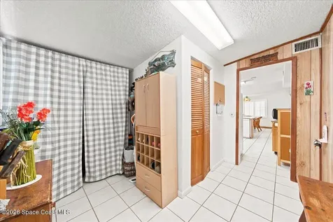 241 Avenida Central Indialantic FL 32903
