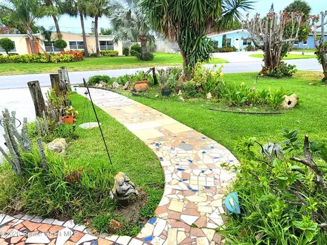 241 Avenida Central Indialantic FL 32903