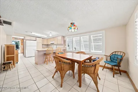 241 Avenida Central Indialantic FL 32903
