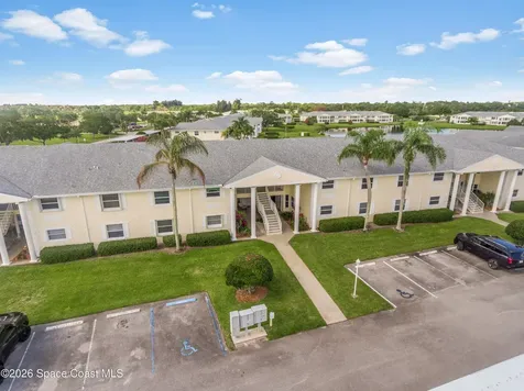 361 N Grove Isle Circle Vero Beach FL 32962