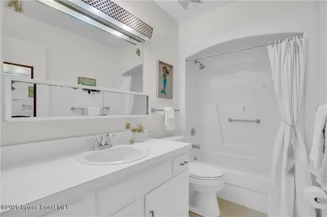 6 Vista Palm Lane Vero Beach FL 32962