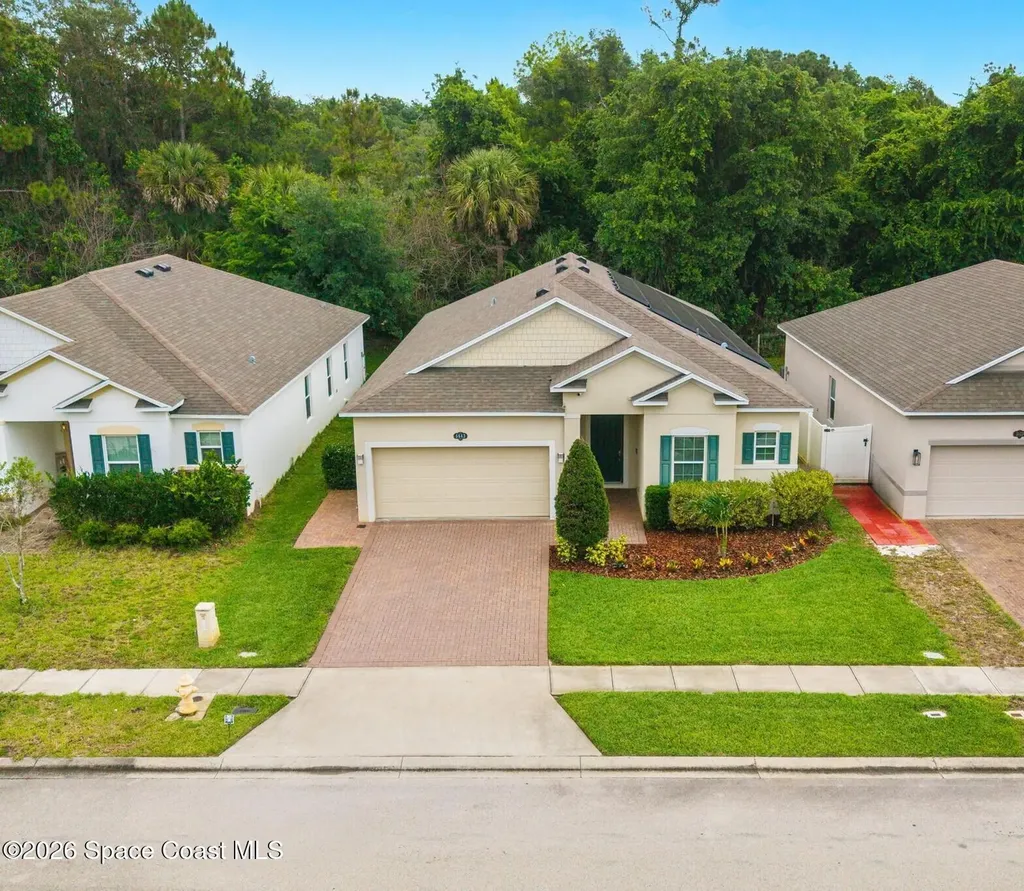 5643 Reagan Avenue Titusville FL 32780