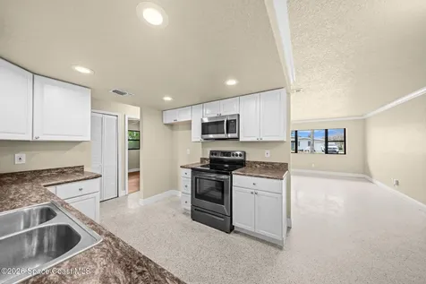 210 Park Avenue Satellite Beach FL 32937