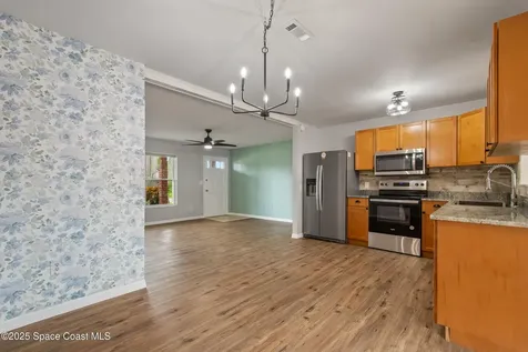 620 Clarke Avenue Melbourne FL 32935