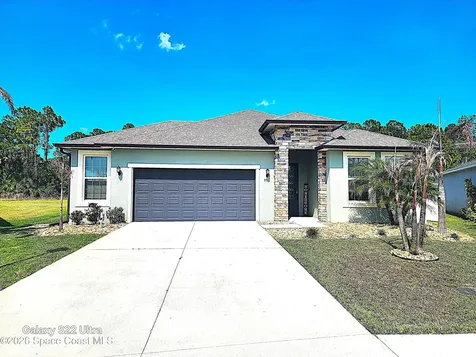 996 Corbin Circle SW Palm Bay FL 32908