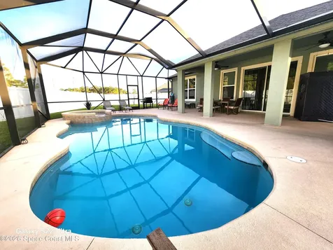 996 Corbin Circle SW Palm Bay FL 32908