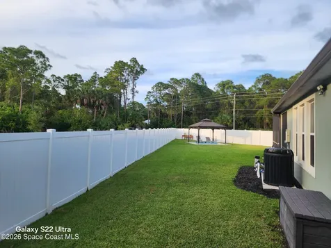 996 Corbin Circle SW Palm Bay FL 32908