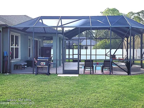 996 Corbin Circle SW Palm Bay FL 32908