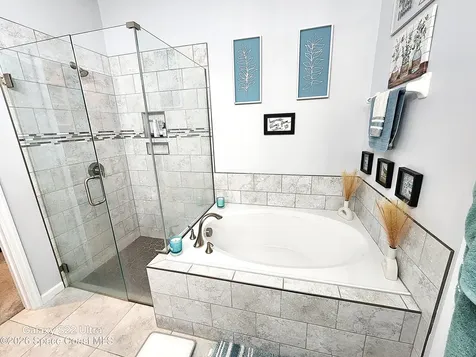 996 Corbin Circle SW Palm Bay FL 32908