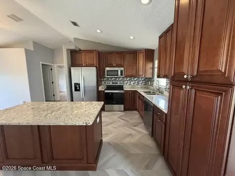 710 Avalon Street SE Palm Bay FL 32909