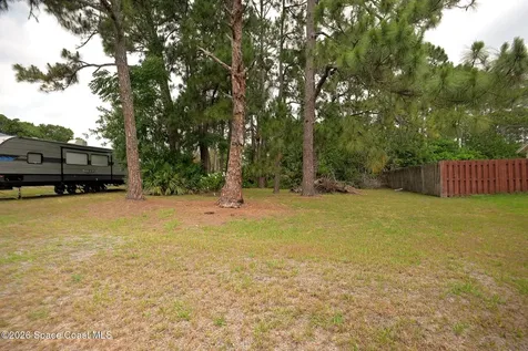 1220 Stadt Road NW Palm Bay FL 32907