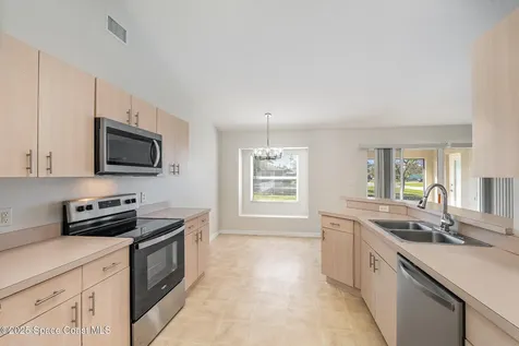 1198 Kenmore Street NW Palm Bay FL 32907