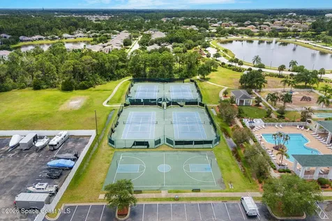 109 Brandy Creek Circle SE Palm Bay FL 32909