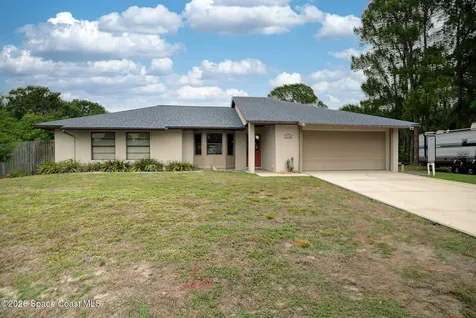1216 Stadt Road NW Palm Bay FL 32907