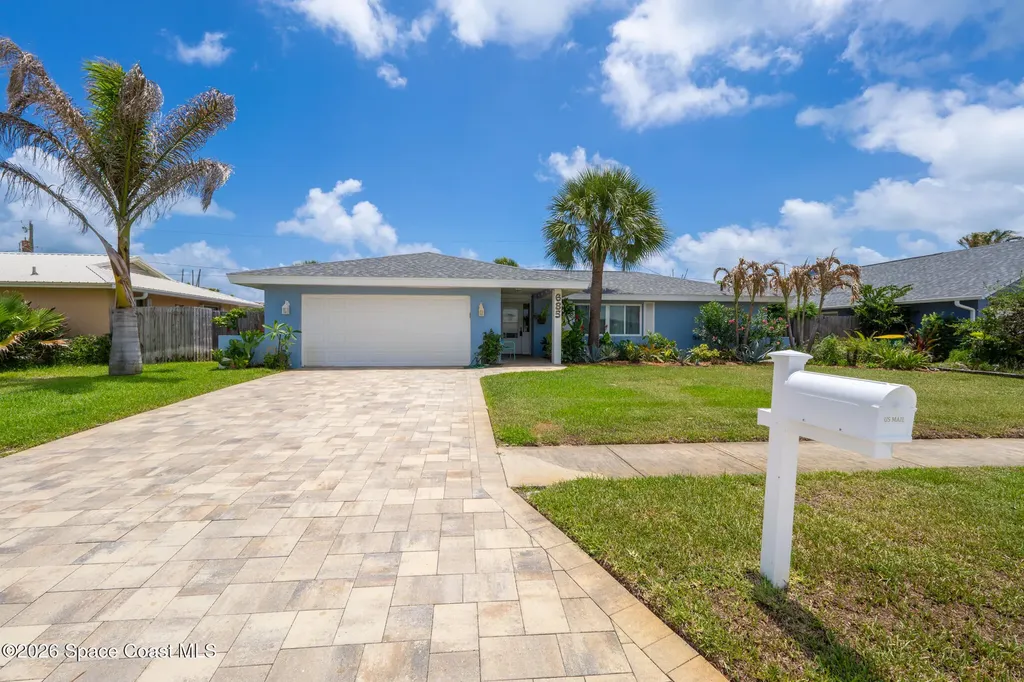 685 Poinsetta Drive Satellite Beach FL 32937