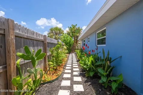 685 Poinsetta Drive Satellite Beach FL 32937