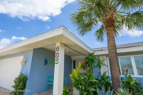 685 Poinsetta Drive Satellite Beach FL 32937