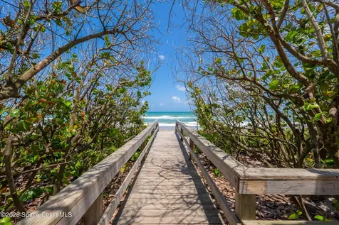 685 Poinsetta Drive Satellite Beach FL 32937