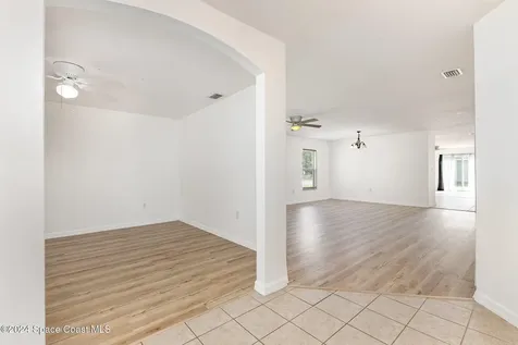 482 Newgate Street NW Palm Bay FL 32907